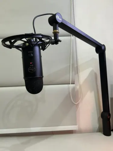 Microfone Blue Yeti Classic usb + Suporte Blue Yeti