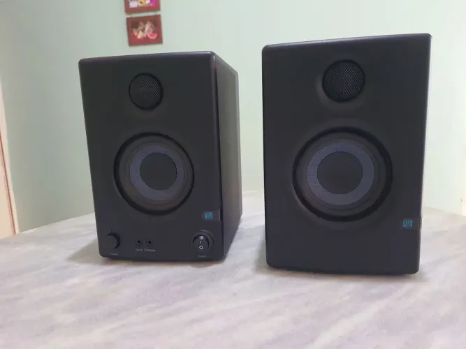 Monitor de Áudio PreSonus Eris E3.5