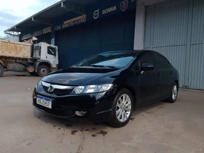 Honda Civic Sedan LXS 1.8/1.8 Flex 16V Mec. 4P 2010
