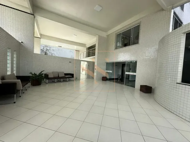 Alugo Apartamento com 03 Quarto - Andar Alto - Nascente - Marco
