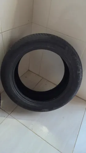 Pneu Aro R17 225 50  Michelin