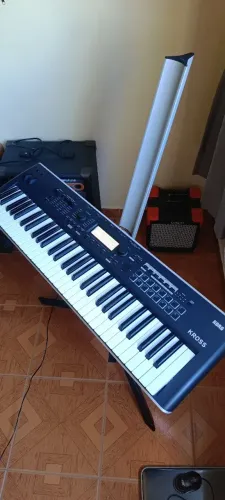 Teclado Korg Kross 2