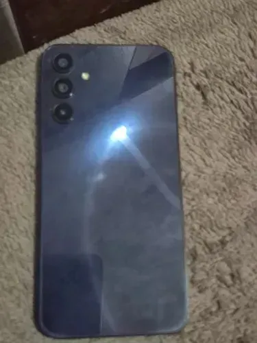 A15 128 gb novo com a tela trincada todo bom