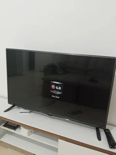 TV LG 42 ( não é Smart)