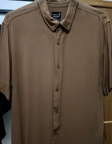 Camisa Masculina South & Co Marrom 100% Viscose Manga Curta Tam P