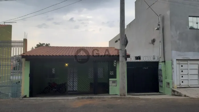 Casa comercial com 6 quartos e 9 vagas de garagem na Vila Nova Sorocaba - Sorocaba-SP