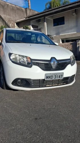 Renault Logan Expression Hi-flex 1.6 8V 4P 2015