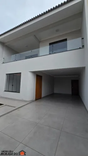 Sobrado a venda no bairro Jardim Imperial - Maringá/PR
