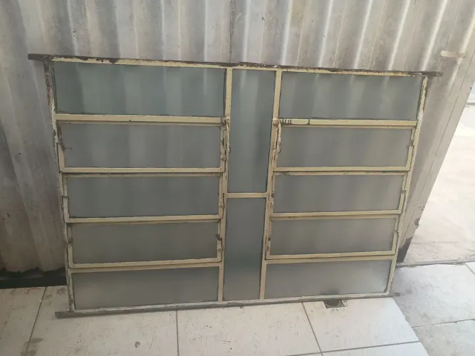 Janela Basculante 140x100