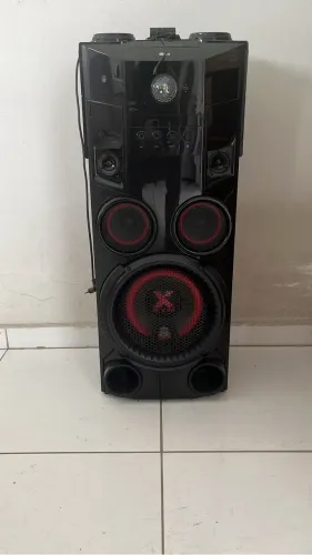 ? LG XBOOM OJ98 1800W RMS - Sistema de Som Completo com DJ Pro Pad e Bluetooth