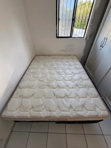 Cama Queen