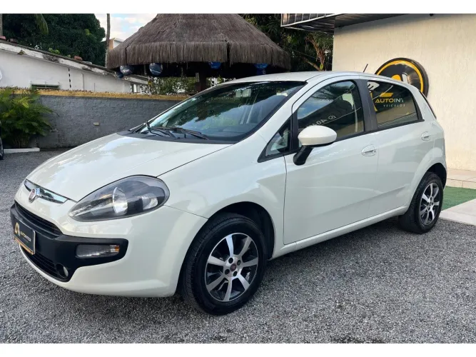 Fiat Punto Attractive 1.4 Fire Flex 8V 5P 2016
