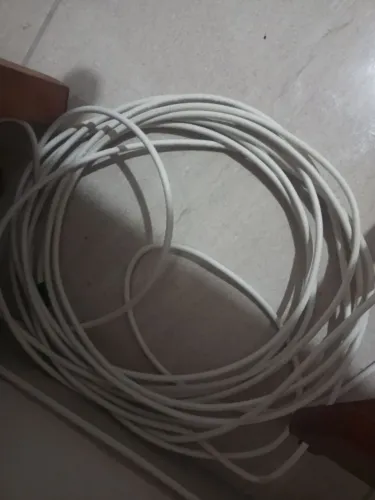 Antena de TV Fechada com cabo