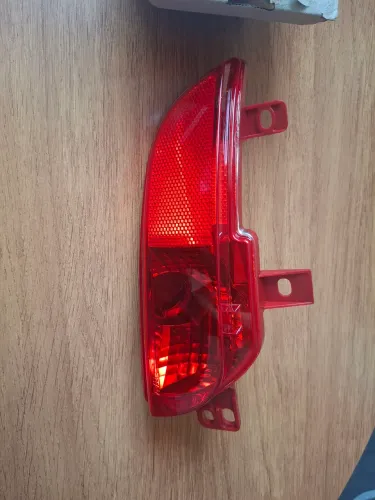 Lanterna de neblina Peugeot 207