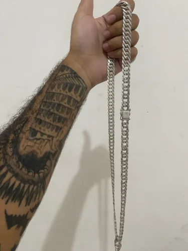 Cordão de prata 9mm
