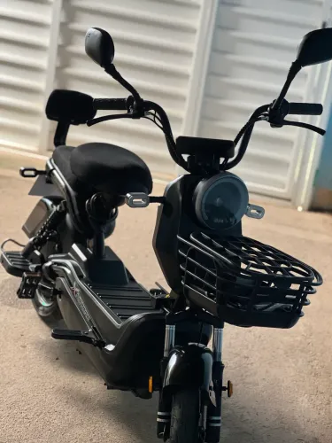 Scooter eletrica