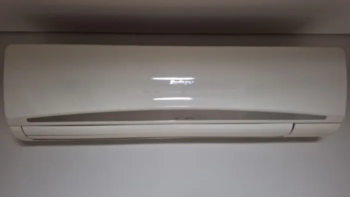 Ar-condicionado Springer 18.000 Btus