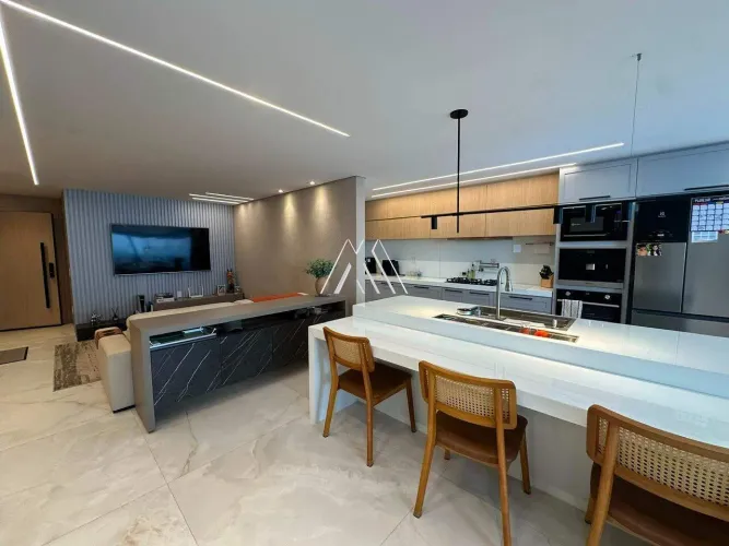Apartamento de alto padrão 130 m² à venda no Belvedere em Itaúna/MG