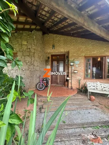 Casa de Alto Padrão para Venda ou Locação no Condomínio Ville de Chamonix Itatiba/SP