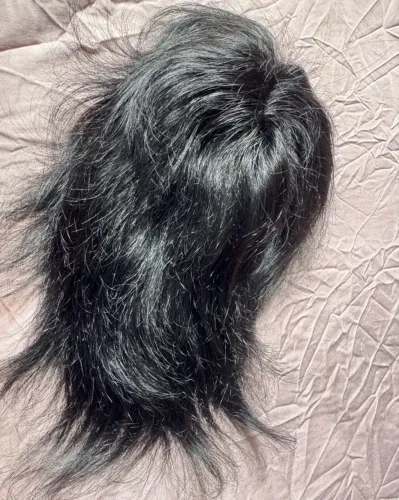 Prótese de cabelo natural