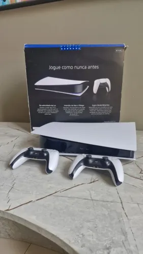 Console PlayStation 5 Slim Ps5 Base Digital + 2 joysticks