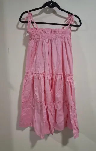Roupas novas e baratas com 70% de desconto