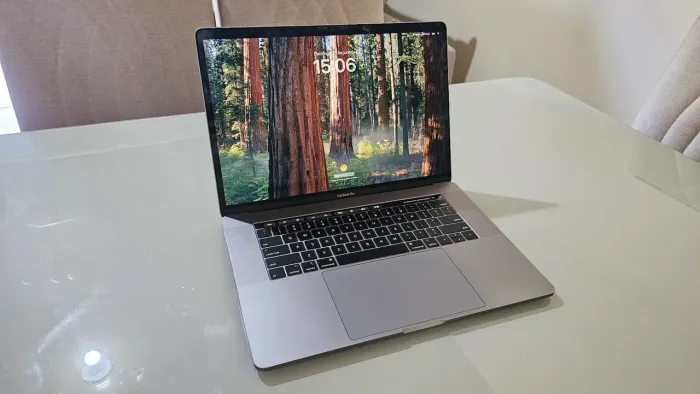 Macbook Pro 2019 15" Core I9 32gb 500gb