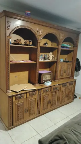 Estante de madeira rústica