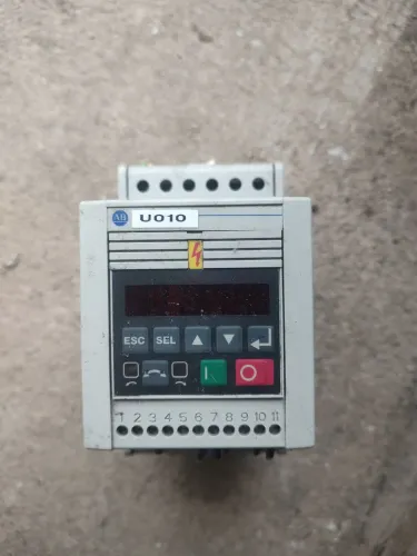 Inversor de frequência 