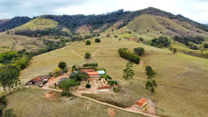 VENDE /PERMUTA ,SITIO NA REGIÃO DE SÃO JOSÉ DO RIO PARDO-SP