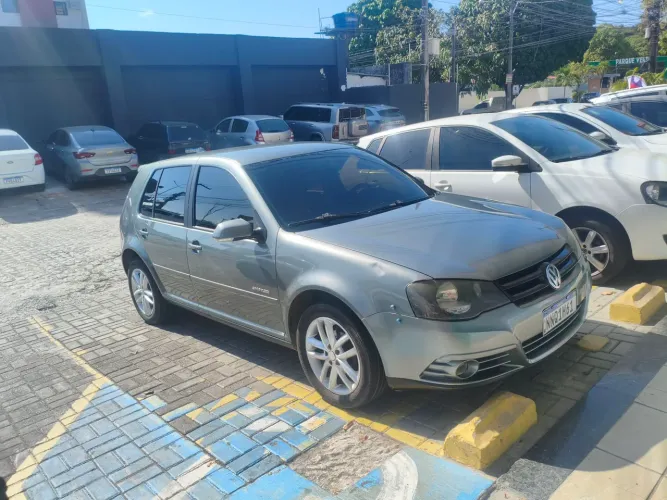 Volkswagen Golf Sportline 1.6 MI Total Flex 8V 4P 2011