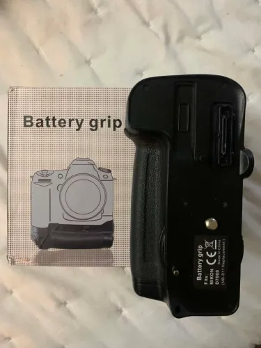 Grip nikon d7000