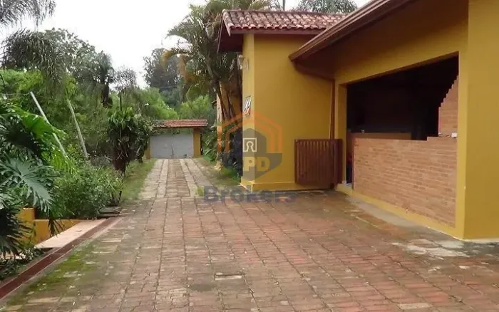 Casa Comercial em Caixa D´água - Vinhedo, SP