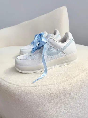 TÊNIS NIKE FEMININO
