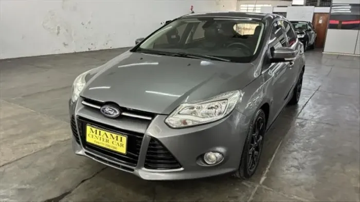 Ford Focus Ghia Sed. 2.0 16v/ 2.0 16V Flex 4P 2014
