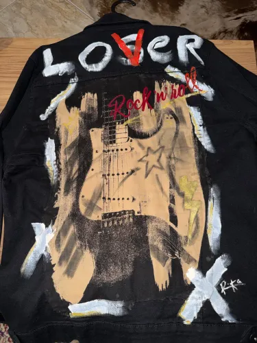 Jaqueta jeans customizada Rock Lover