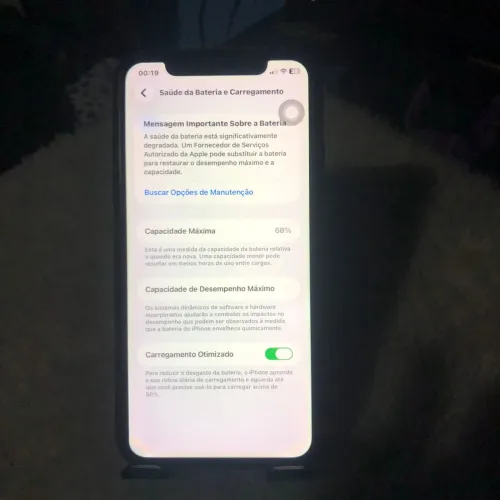 iPhone 11 vermelho novo