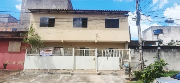 SOBRADO COM 6 KITES, PARA INVESTIMENTO, RENDA APROX. 3.600