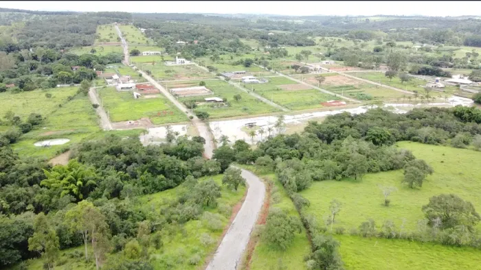 Vendo lote no condomínio Cachoeira das Pedras em Divinópolis 