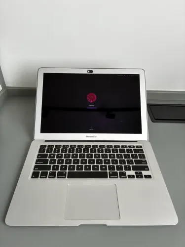 MacBook Air 13" 2017 i7 | RAM 8GB | SSD 512 GB