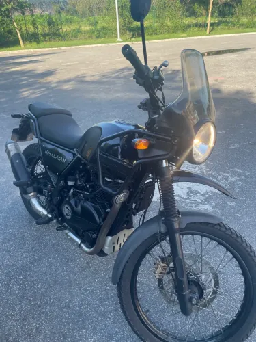 Royal Enfield Hymalaian 411 c.c.