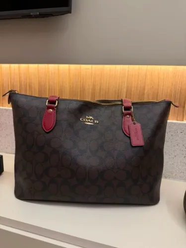 Bolsa Coach Original - Comprada nos EUA