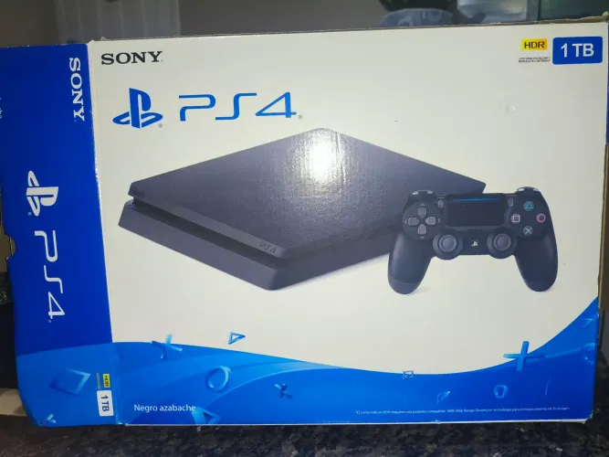 ? PlayStation 4 Slim 1TB + 2 Controles + Caixa Original