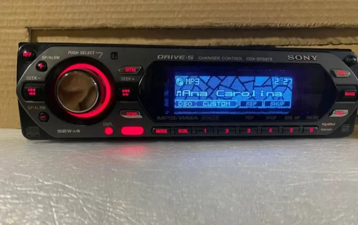 Rádio Sony Golfinho CDX-GT507X. MP3 CD graficos