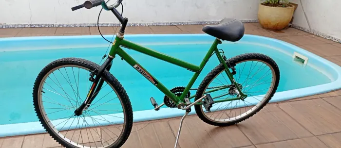 Bicicleta aro 26 só andar toda reformada só 190 não vendo app *