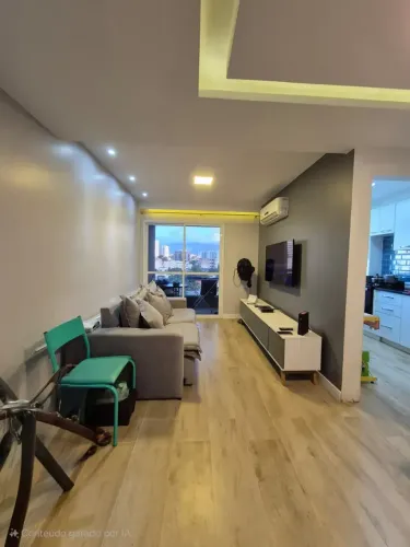 Vendo lindo apartamento de 2 quartos com suíte no Condomínio Arena Park