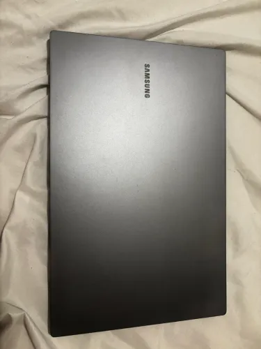 Notebook Samsung book4