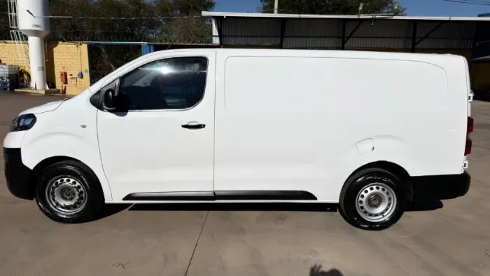 Fiat Scudo Cargo 1.5 16V Turbo Diesel 2023