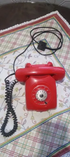 Telefone antigo de disco