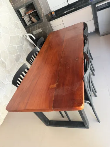 Mesa com cadeiras